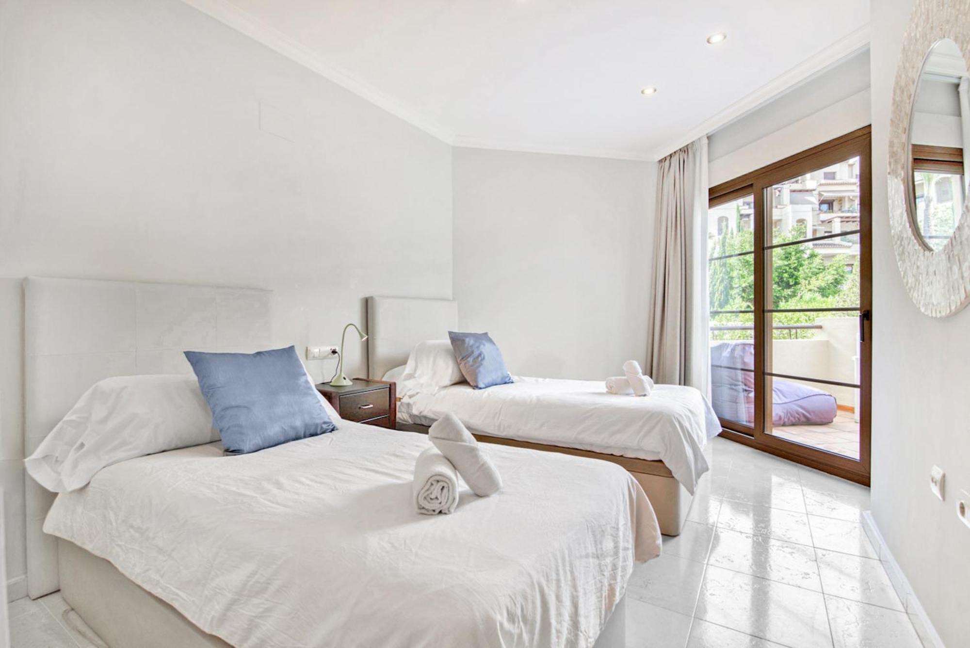 Bungalow Villa Gadea アルテア エクステリア 写真