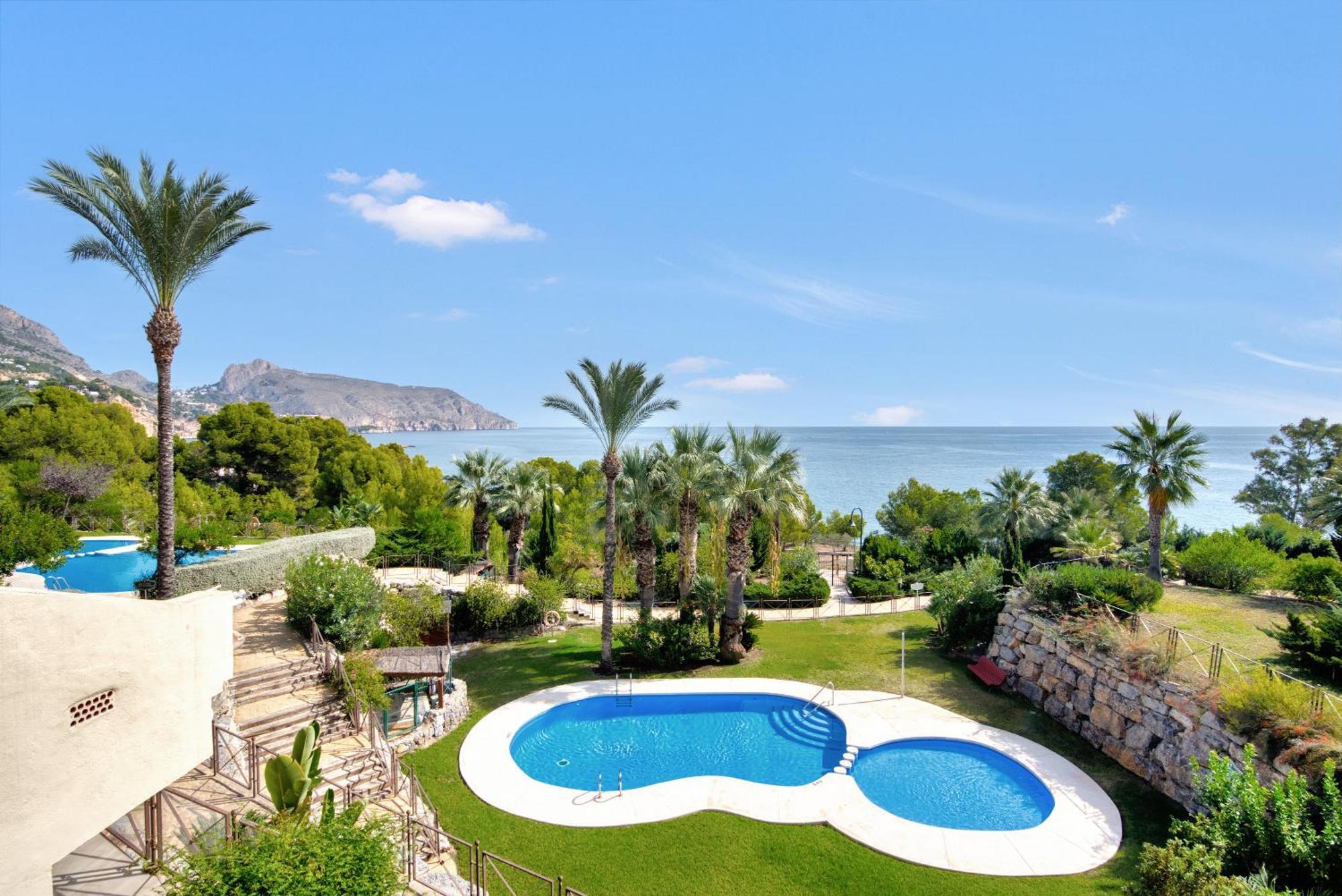 Bungalow Villa Gadea アルテア エクステリア 写真